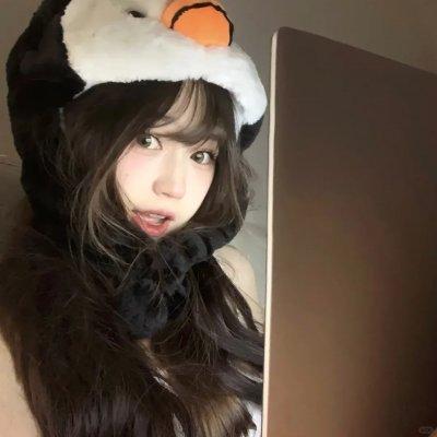 月亮在江边流淌